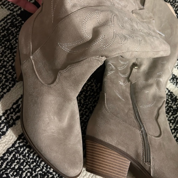 BP Monikka Western Boot - Picture 4 of 5